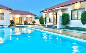 Malli Resort